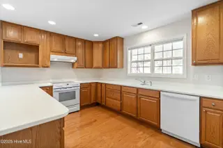 7788 Cypress Island Drive, Wilmington, NC 28412 — 3-bedroom home in Cypress Island, Wilmington, NC, photo 7 of 65: mls-DSC03721