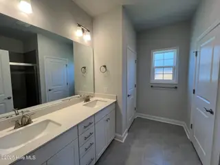 1237 Mandevilla Drive SE, Bolivia, NC 28422 – photo 17: Owners Bathroom