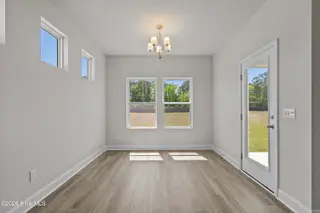 1727 Saucepan Bay Drive SW, Shallotte, NC 28470 – photo 21: Casual Dining Area