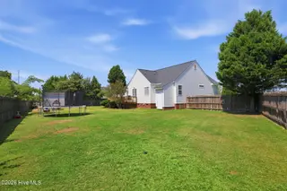 2004 Chesco Court, Winterville, NC 28590 – photo 11: 20-web-or-mls-IMG_0010 (1)