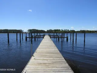 38 Winfield Lane, Pinetown, NC 27865 – photo 2: View of Community Pier