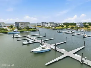 209 Cumberland Street, Newport, NC 28570 – photo 18: 23-web-or-mls-209-Cumberland-020_edit