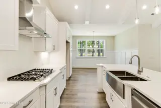 272 Crooked Gulley Circle, Sunset Beach, NC 28468 – photo 12: Kitchen
