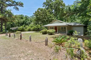 390 Varnamtown Road SW, Supply, NC 28462 — 2-bedroom home, Supply, NC, photo 3 of 56