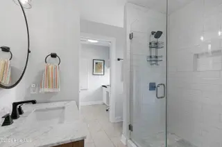 6612 Ocean Drive, Emerald Isle, NC 28594 – photo 23: Second floor full bath