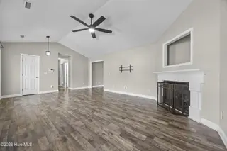 128 Airleigh Place, Richlands, NC 28574 – photo 11: 15_living room