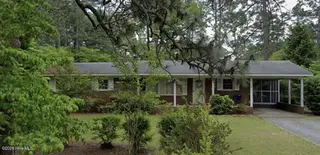 285 Mcdairmid Road, Pinehurst, NC 28374 – photo 13: Front of House