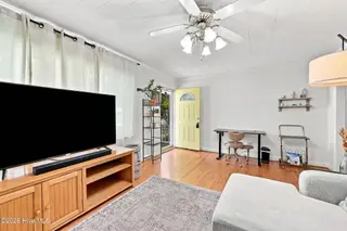 111 Jackson Street, Washington, NC 27889 – photo 12: 26-web-or-mls-IMG_0695_edit