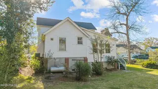 325 Broad Street, Belhaven, NC 27810 – photo 7: 7-web-or-mls-DJI_20260403092034_0429_D