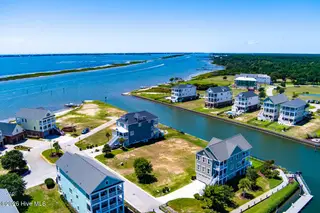 329 Oxton Place, Newport, NC 28570 – photo 4: Views of Bogue Sound