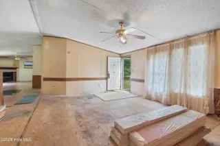 501 Justin Lane SW, Supply, NC 28462 — 3-bedroom manufactured home, Supply, NC, photo 7 of 32: 501JustinLnSW - 10