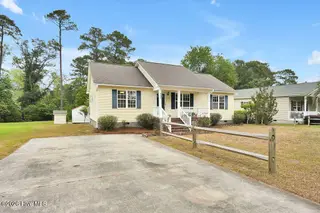 280 Crystal Road, Southport, NC 28461 — 3-bedroom home in Boiling Spring Lakes, Southport, NC, photo 2 of 44: 280CrystalRoad-2