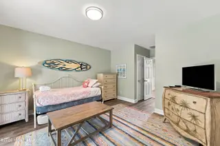 9936 Louise Howard Court East, Emerald Isle, NC 28594 — 3-bedroom townhome in Spinnakers Reach, Emerald Isle, NC, photo 6 of 32: Ground Floor Bedroom 4