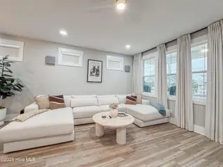 504 Ocean Boulevard Unit B, Carolina Beach, NC 28428 – photo 23: IMG_8091