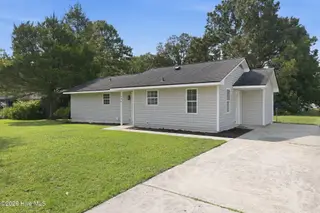 636 Hill Road Circle, Ayden, NC 28513 – photo 2: 7-web-or-mls-BLS_0003