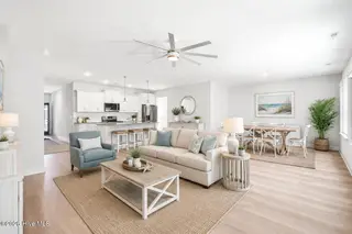 1621 Star Cross Drive SW, Shallotte, NC 28470 — 3-bedroom home in Village Green SHLTE, Shallotte, NC, photo 5 of 31