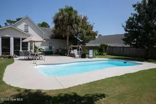 6600 Dorrington Drive, Wilmington, NC 28412 — 4-bedroom home in Lords Creek, Wilmington, NC, photo 6 of 33: 6600Dorrington_015