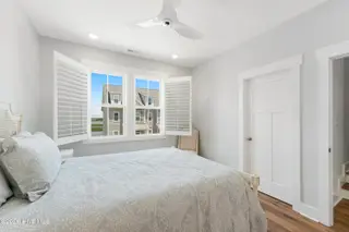 200 Olde Towne Yacht Club Drive 27 Inlet Cove/Slip 84, Morehead City, NC 28557 – photo 24: Bedroom 2