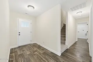 212 Holly Grove Court E, Jacksonville, NC 28540 – photo 23: 41-web-or-mls-_RAD5589