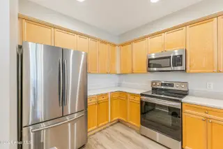 5118 Elton Drive SE, Southport, NC 28461 — 3-bedroom townhome in South Harbour Village, Southport, NC, photo 21 of 62: 5118 Elton-18