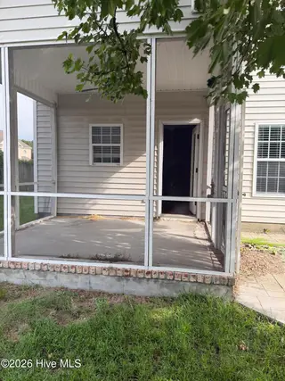 2309 Berwick Court B, Greenville, NC 27834 – photo 16: IMG_0072