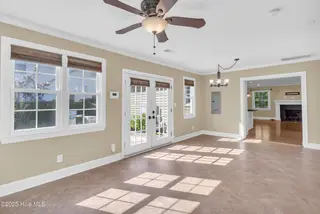 2821 Park Avenue, Wilmington, NC 28403 – photo 13: Sunroom