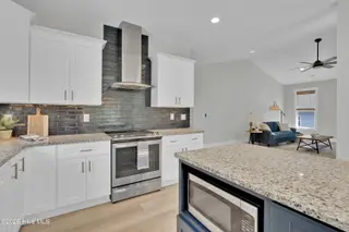 228 NE 38th Street, Oak Island, NC 28465 – photo 11