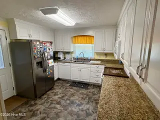 209 Nancy Street, Lake Waccamaw, NC 28450 – photo 16: IMG_6558