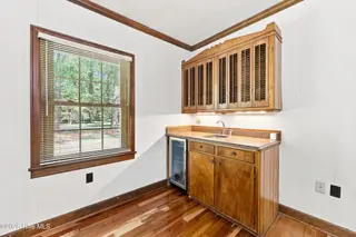 105 Dogwood Trail, Elizabeth City, NC 27909 – photo 22: Wet Bar
