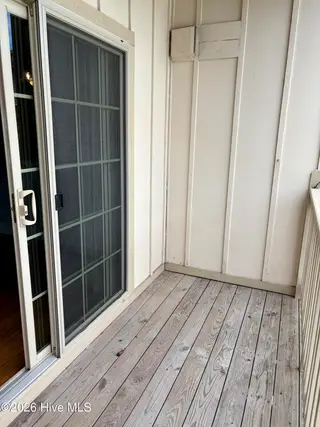 123 Covil Avenue Unit 201, Wilmington, NC 28403 – photo 19: Covered Porch
