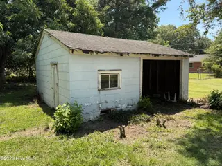 308 E Main Street, Mount Olive, NC 28365 – photo 12: IMG_7577