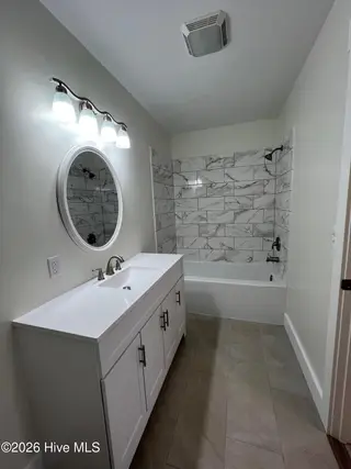 410 Loma Linda Drive, Cape Carteret, NC 28584 – photo 19: Master bathroom