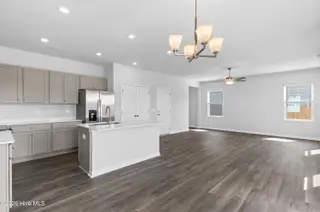 614 S Squires Run Lane, Richlands, NC 28574 – photo 16: Dining Area