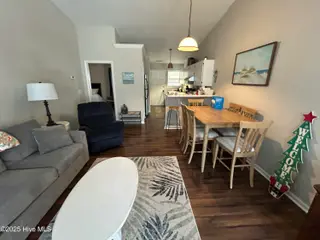 626 Varsity Drive, Wilmington, NC 28403 – photo 5: IMG_7357