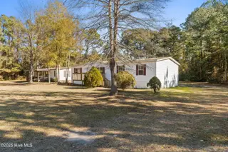 780 Skipper Street NE, Leland, NC 28451 — 3-bedroom manufactured home in Green Acres, Leland, NC, photo 2 of 47: shniderproductions.com-2
