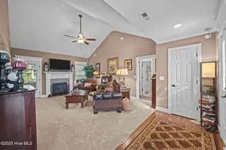 402 Meadowlark Drive, Winterville, NC 28590 – photo 13: 9-web-or-mls-BLS_0006