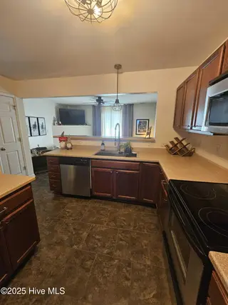 4124 Kittrell Farms Drive M4, Greenville, NC 27858 – photo 12: 30
