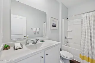 420 St Kitts Way, Winnabow, NC 28479 – photo 16: bathroom2