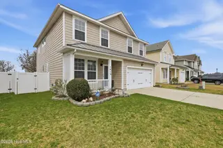 1413 Charlotte Street, Elizabeth City, NC 27909 – photo 1: 3__39a5952