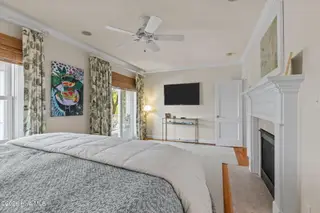 2106 Evans Street, Morehead City, NC 28557 – photo 21: 22-web-or-mls-1S3A0462