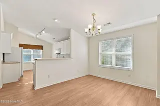 4940 Coronado Drive, Wilmington, NC 28409 — 3-bedroom home in Masonboro Woods, Wilmington, NC, photo 15 of 52: 39-web-or-mls-DSC07827