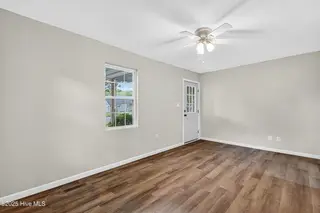 122 Sherwood Road, Jacksonville, NC 28540 – photo 6: 06