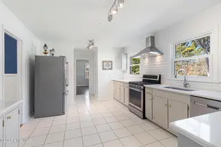 3208 Country Club Road, Morehead City, NC 28557 – photo 16: Kitchen