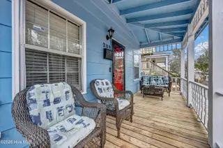 209 Queen Street, Wilmington, NC 28401 – photo 4: 004_img_2639_236