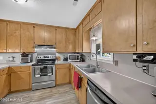 116 Lee Circle, Elizabeth City, NC 27909 – photo 8: 29-web-or-mls-116-lee-cir