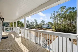 106 Dolphin Drive, Hampstead, NC 28443 — 3-bedroom home in Hideaway Shores, Hampstead, NC, photo 3 of 57