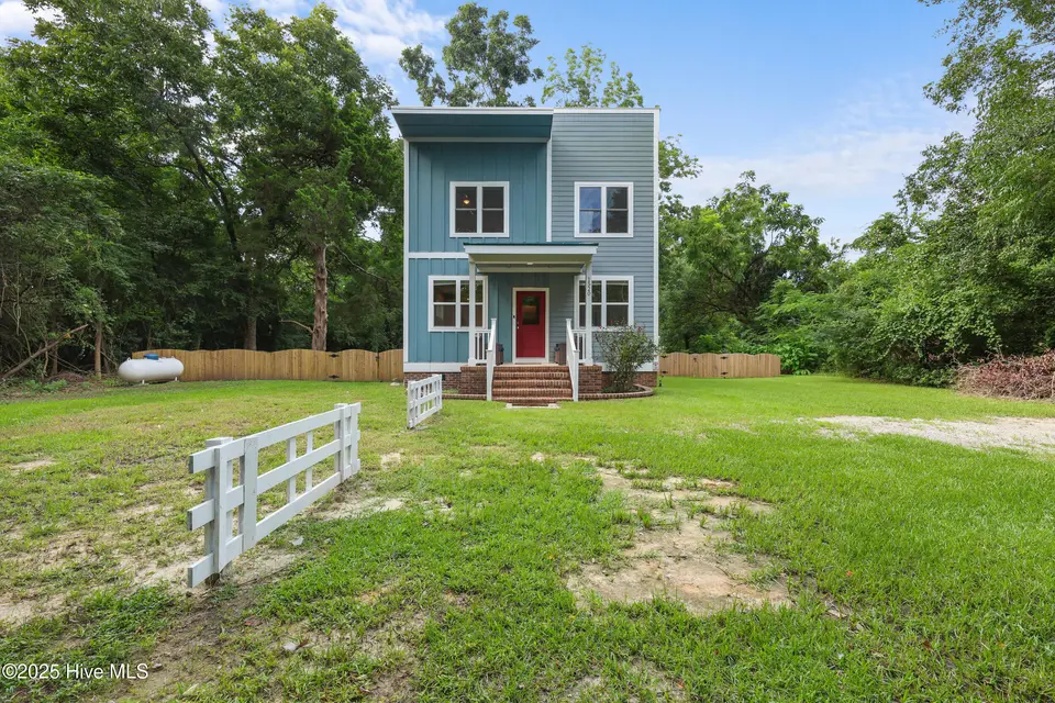 1520 Rockhill Road, Castle Hayne, NC 28429 – photo 1 of 31: 1