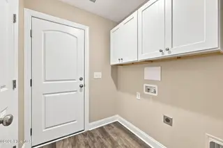 1301 Hunley Court, Winterville, NC 28590 – photo 24: 28-web-or-mls-BLS_0158