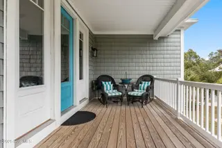 205 NE 59th Street, Oak Island, NC 28465 – photo 8: 49-web-or-mls-Cammediallc.com (55 of 68)