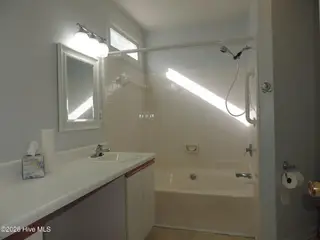 2006 Fairways West Drive, New Bern, NC 28562 – photo 17: DSCN1684